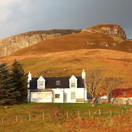 Staffin Bay View Villa Stenscholl Exteriör bild